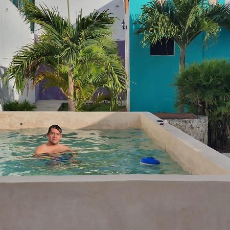 Hostal Xiinbal Мерида Екстериор снимка