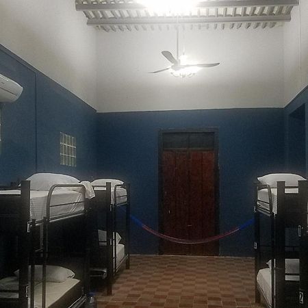 Hostal Xiinbal Мерида Стая снимка