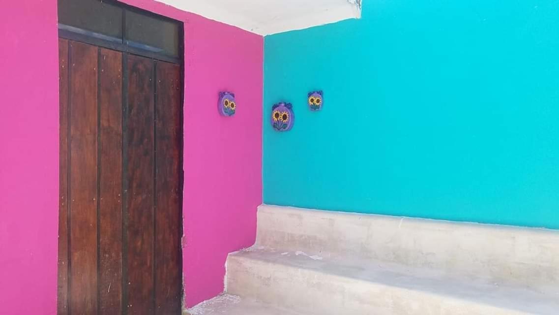 Hostal Xiinbal Мерида Екстериор снимка