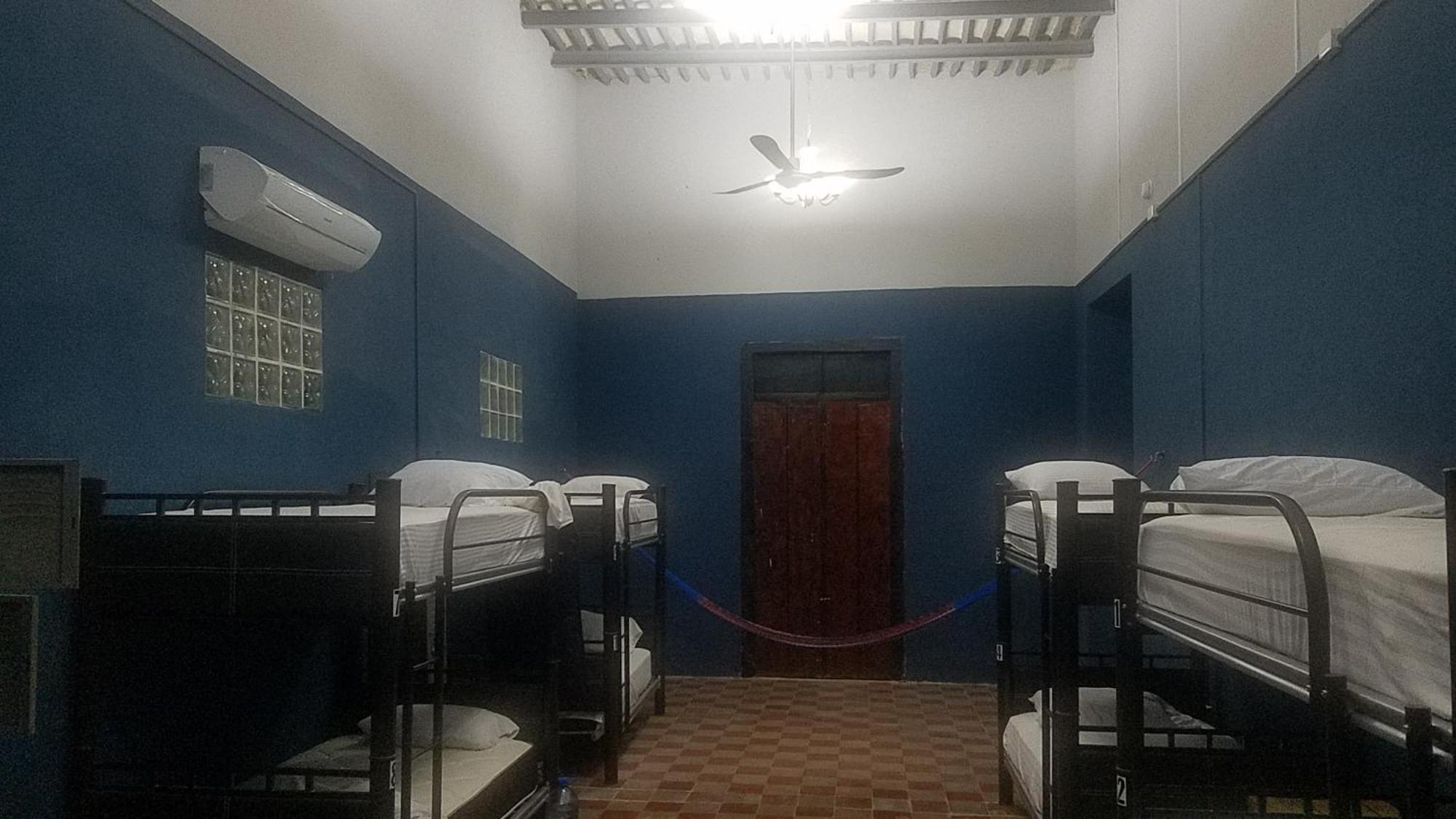 Hostal Xiinbal Мерида Стая снимка